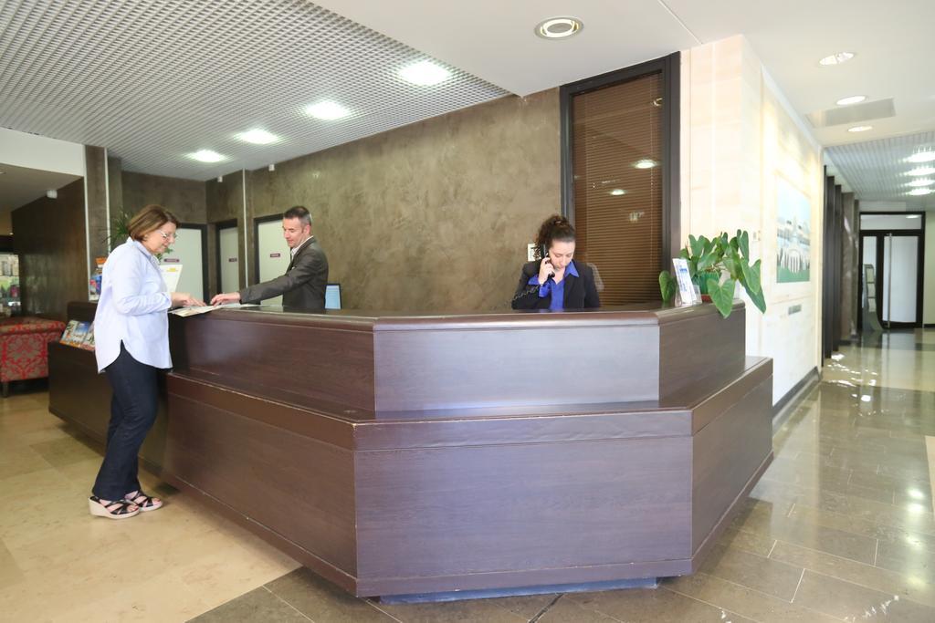 Les Aigues Blanches Aparthotel Aix-les-Bains